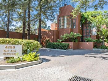 4250 El Camino Real