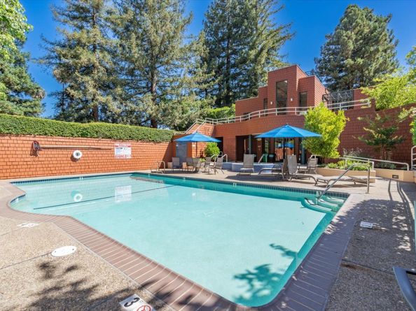 4250 El Camino Real B120, Palo Alto CA 94306