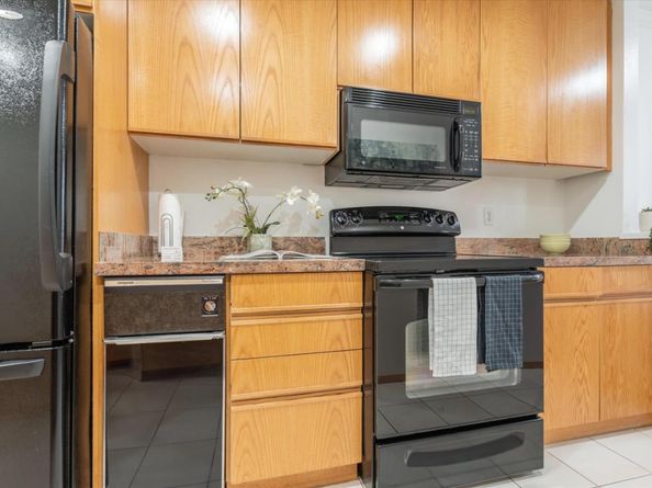4250 El Camino Real B120, Palo Alto CA 94306