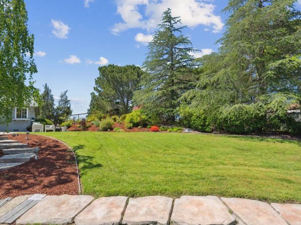 18561 Arbolado Way, Saratoga CA 95070