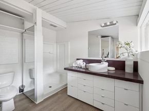 1046 Metro Circle, Palo Alto CA 94303