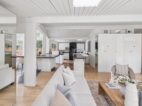 1046 Metro Circle, Palo Alto CA 94303