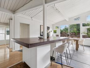 1046 Metro Circle, Palo Alto CA 94303