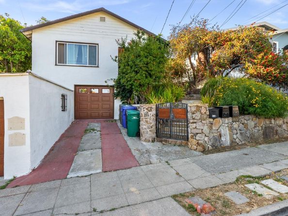 2443-2445 24th Avenue, Oakland CA 94601
