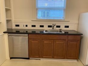 Chula Vista, Burlingame CA 94010