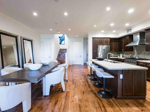 100 First Street 317, Los Altos CA 94022