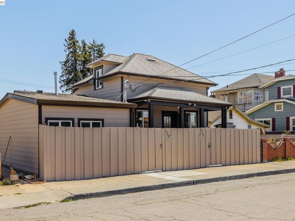 1720 46th Avenue, Oakland CA 94601