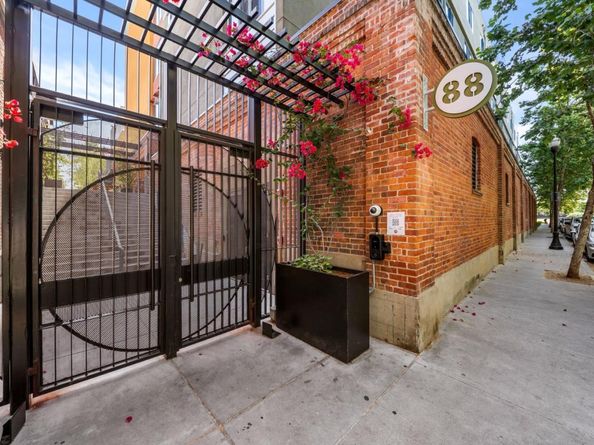 88 Bush Street 2206, San Jose CA 95126
