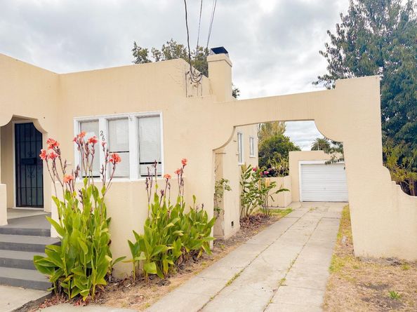 26 Laurel Street, Watsonville CA 95076