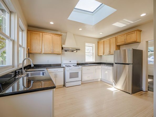 807 Laurel Street, Santa Cruz CA 95060