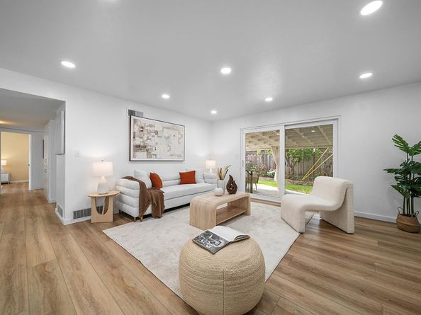 857 Peach Avenue, Sunnyvale CA 94087