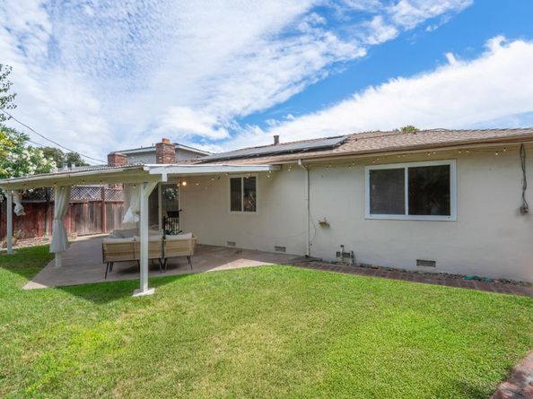 857 Peach Avenue, Sunnyvale CA 94087