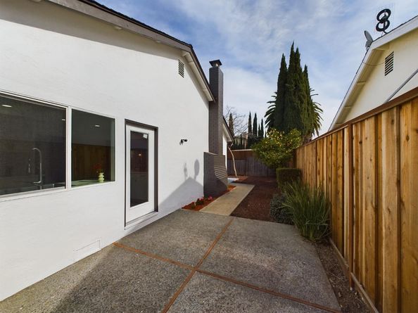 1382 N Capitol Avenue, San Jose CA 95132