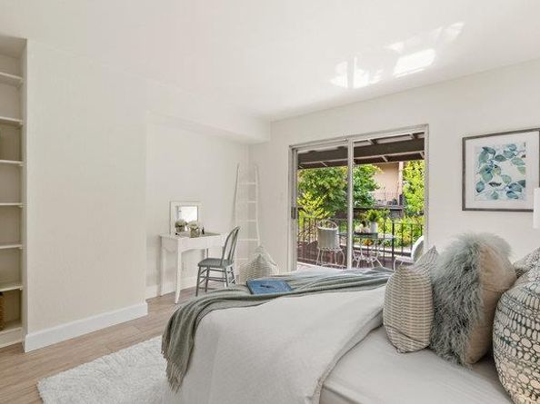 18400 Overlook Road 19, Los Gatos CA 95030