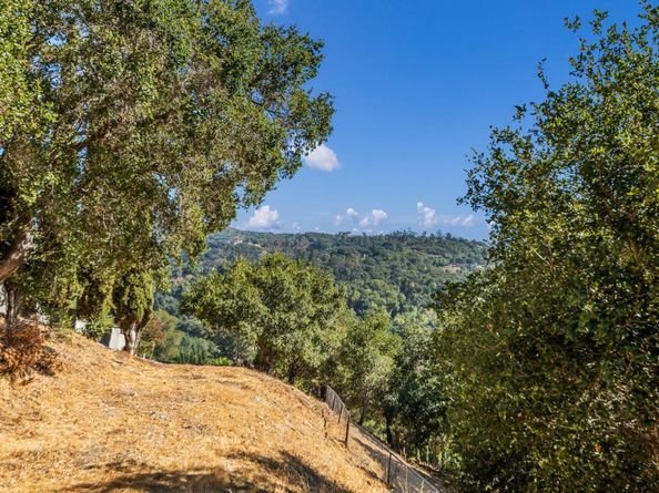 16497 S Kennedy Road, Los Gatos CA 95030