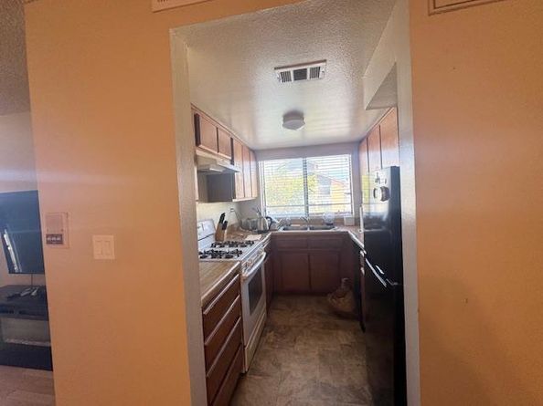 Raleigh, Glendale CA 91205