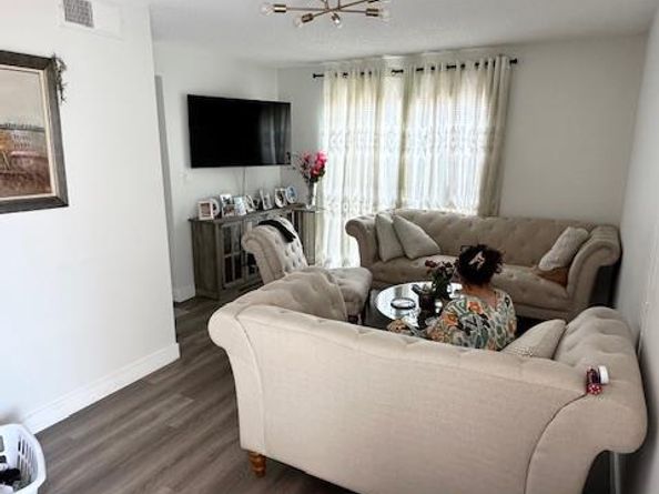 Raleigh, Glendale CA 91205