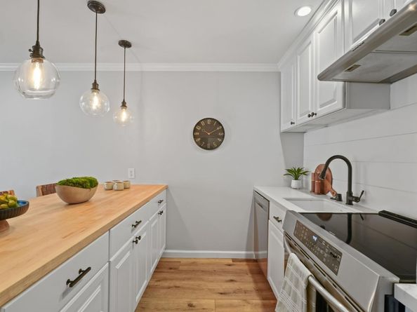 1250 Clay Street 103, San Francisco CA 94108