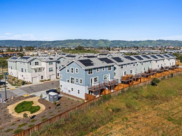 102 Skyline Vista Way, Watsonville CA 95076