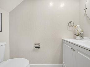 1983 San Luis Avenue 22, Mountain View CA 94043