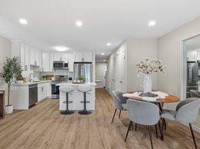 1983 San Luis Avenue 22, Mountain View CA 94043