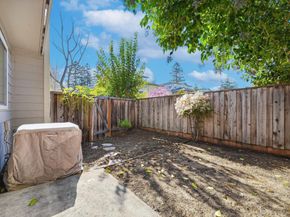 1983 San Luis Avenue 22, Mountain View CA 94043