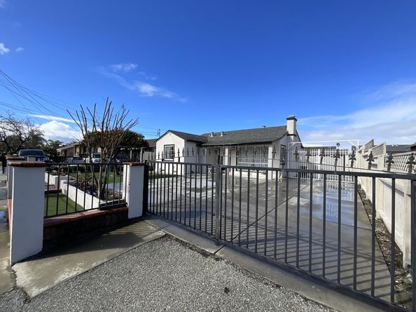 3221 E Hills Drive, San Jose CA 95127