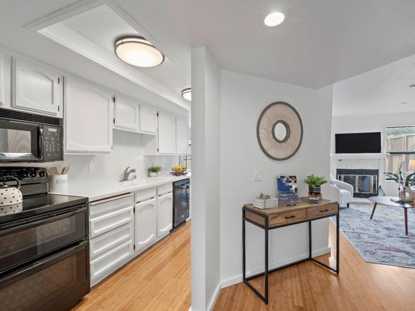 121 Creekside Court, El Sobrante CA 94803