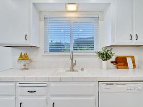 570-572 La Conner Drive, Sunnyvale CA 94087