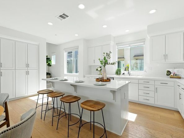 8536 Jetty Way, Newark CA 94560