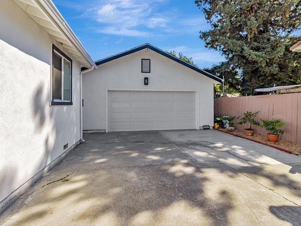 962 S 10th Street, San Jose CA 95112
