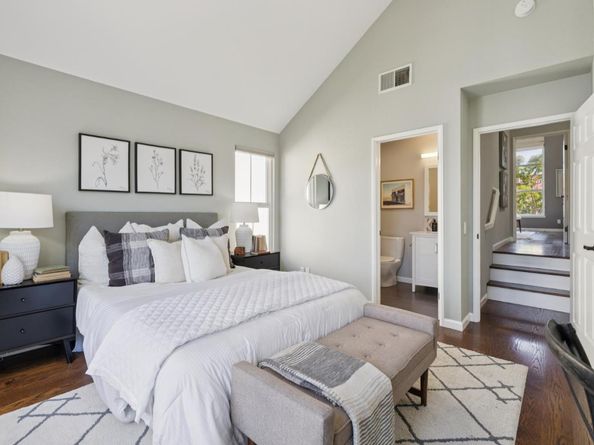 206 Village Lane, Foster City CA 94404