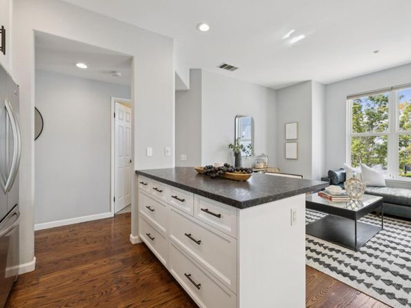 206 Village Lane, Foster City CA 94404