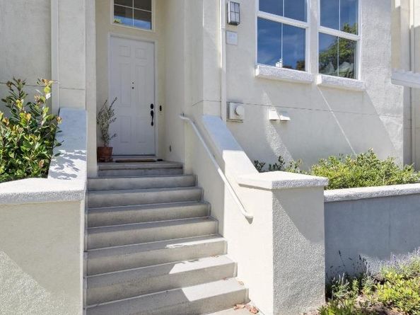 206 Village Lane, Foster City CA 94404