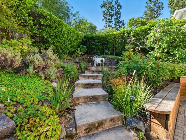 3711 Hamilton Way, Redwood City CA 94062
