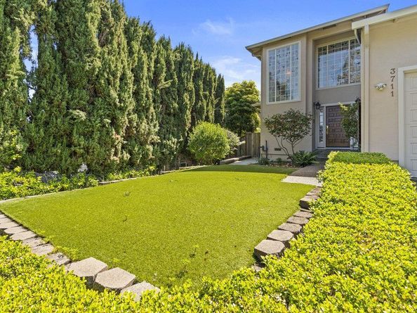 3711 Hamilton Way, Redwood City CA 94062