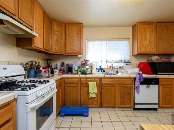 1931 Palm Avenue, San Mateo CA 94403
