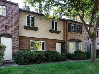 1492 Aurelian Lane