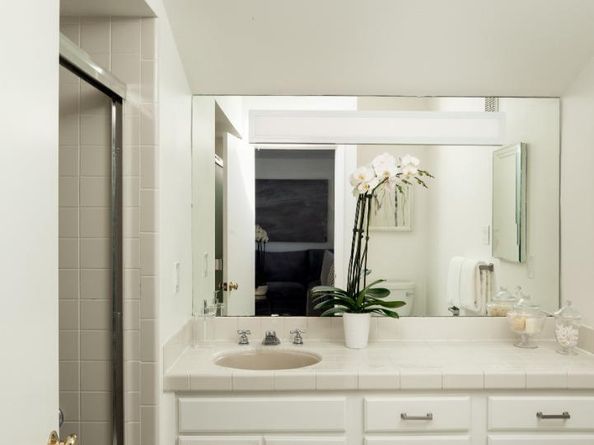 1840 Santa Cruz Avenue, Menlo Park CA 94025