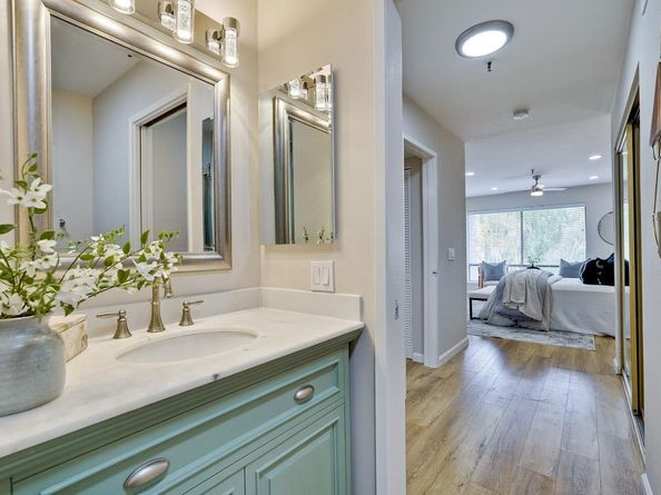 49 Showers Drive J317, Mountain View CA 94040