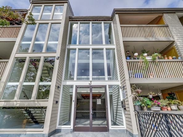 49 Showers Drive J317, Mountain View CA 94040