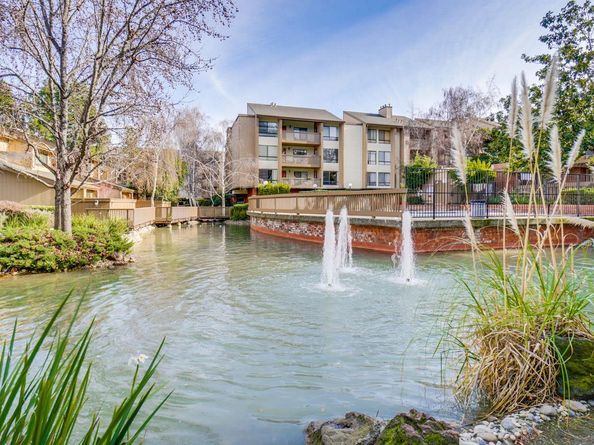 49 Showers Drive J317, Mountain View CA 94040