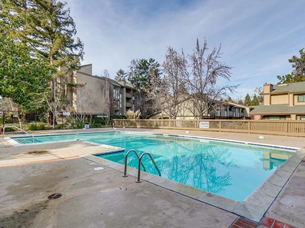 49 Showers Drive J317, Mountain View CA 94040