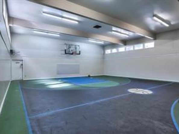 303 Tradewinds Drive 10, San Jose CA 95123