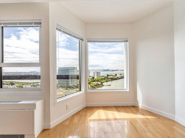 6363 Christie Avenue 2122, Emeryville CA 94608