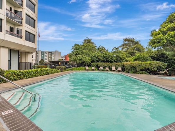 6363 Christie Avenue 2122, Emeryville CA 94608