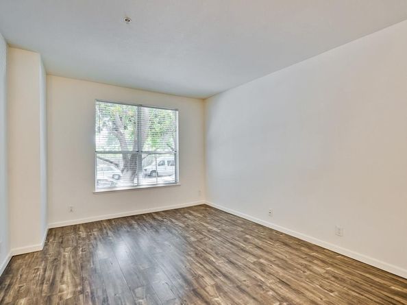 951 S 12th Street 102, San Jose CA 95112