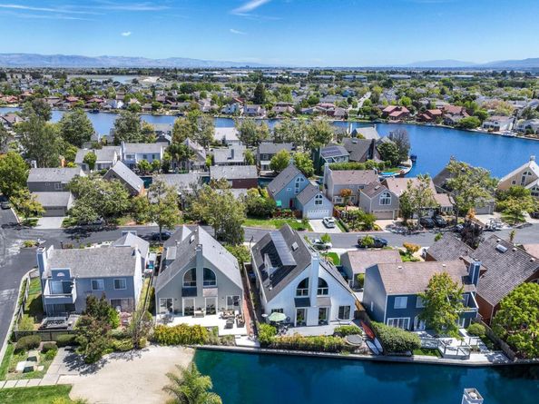 604 Waterbury, Foster City CA 94404