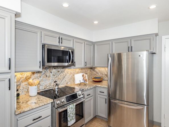 604 Waterbury, Foster City CA 94404