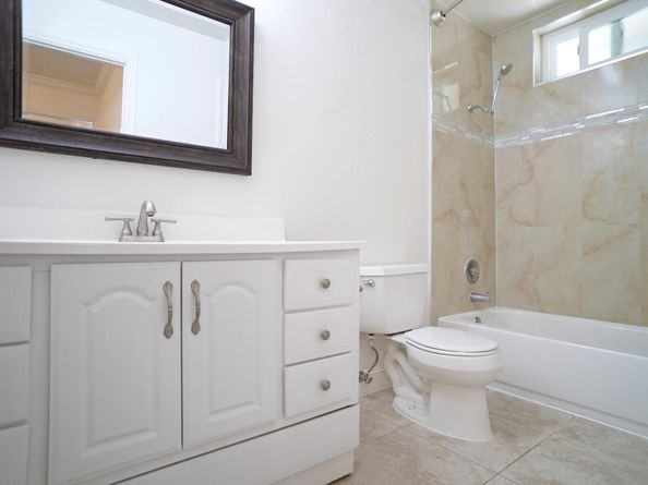 110 E Middlefield Road C, Mountain View CA 94043